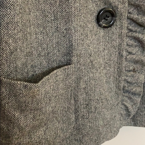 J. Crew Button Front Houndstooth Wool Silk Lined Coat with Ruffle! - Picture 4 of 8